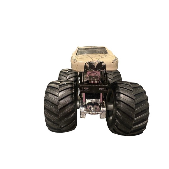 Hot Wheels Monster Jam Mega Bite Monster Truck 1:64 1/64 Model Die Cast - Picture 2 of 8